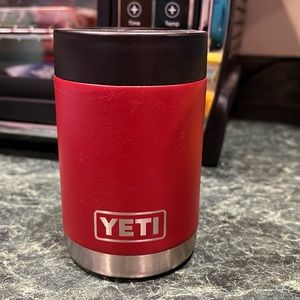 Yeti can koozie